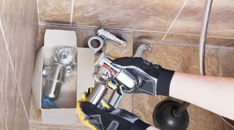 Expert Emergency Roof Repairs services in Winona, MO